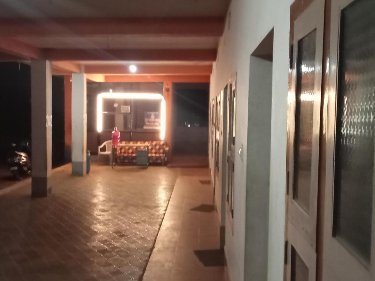 Sri Rama Lodge Subrahmanya Kültér fotó